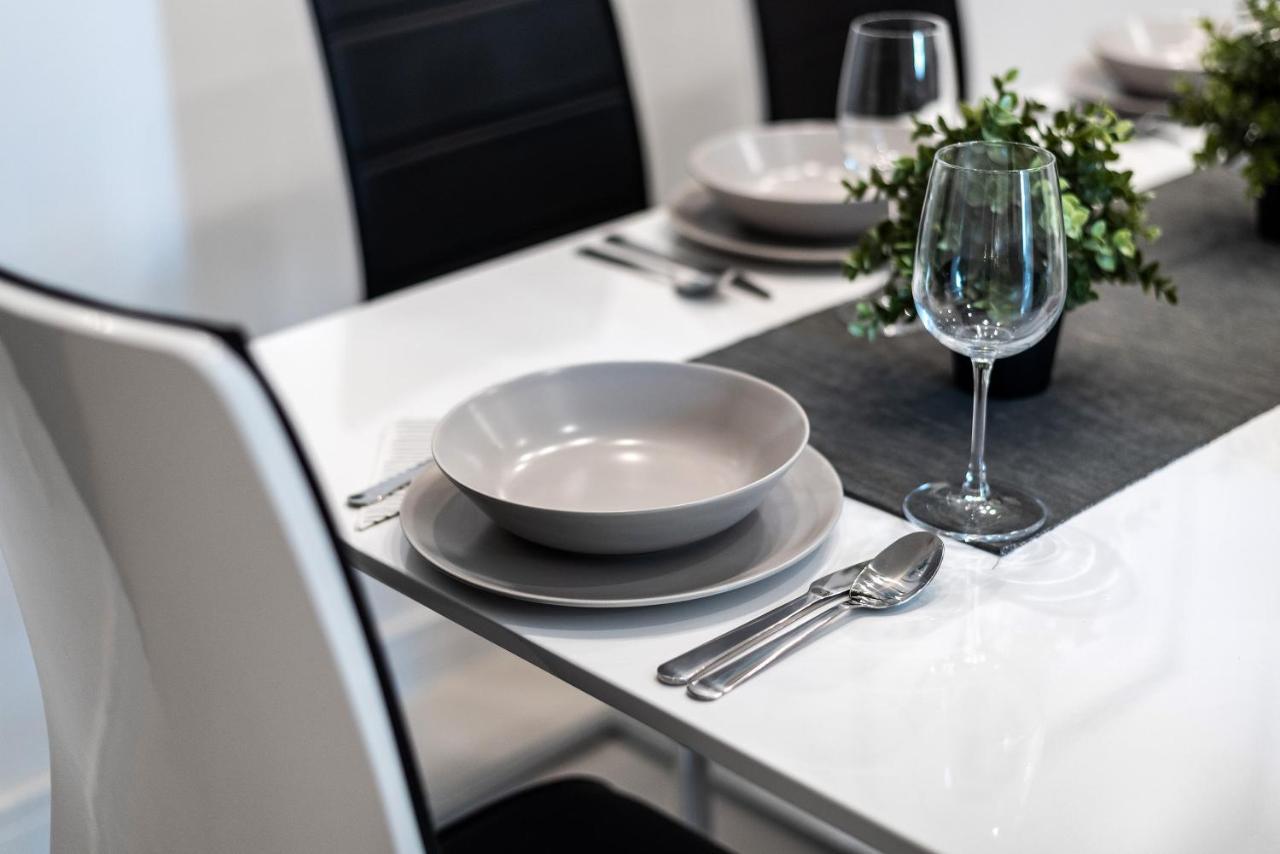 בודפשט Quiet Very Central & Stylish Apt מראה חיצוני תמונה